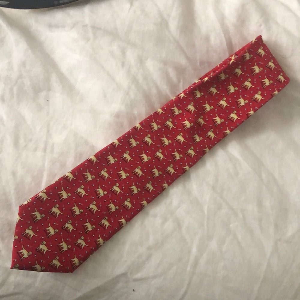 Vinyard vines tie